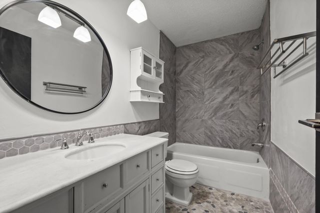 12816 Nicollet Avenue 102, Burnsville, MN 55337