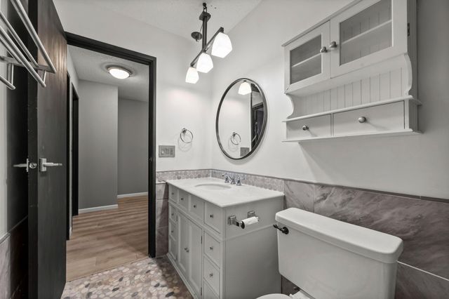 12816 Nicollet Avenue 102, Burnsville, MN 55337