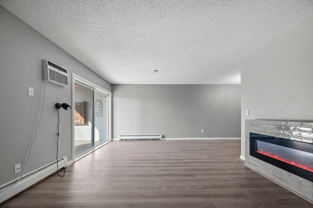 12816 Nicollet Avenue 102, Burnsville, MN 55337