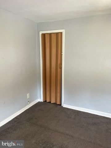 2070 E HAINES ST, Philadelphia, PA 19138