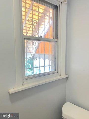 2070 E HAINES ST, Philadelphia, PA 19138