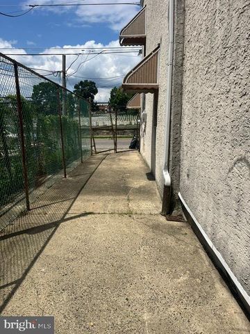 2070 E HAINES ST, Philadelphia, PA 19138