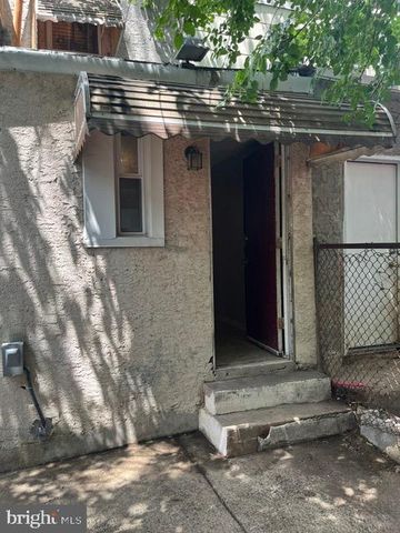 2070 E HAINES ST, Philadelphia, PA 19138