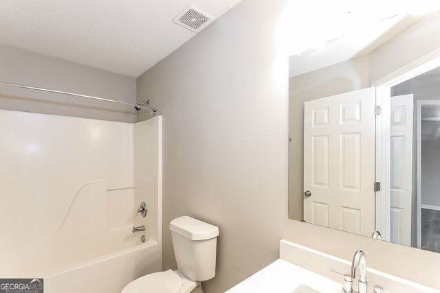 2009 Farm Hill Court, Stockbridge, GA 30281