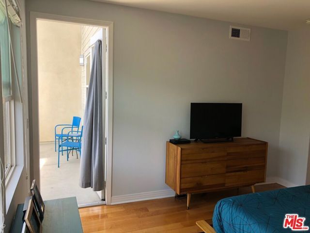 7100 Playa Vista Drive 103, Los Angeles, CA 90094