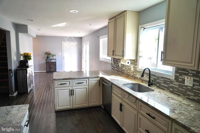 811 223RD ST, Pasadena, MD 21122