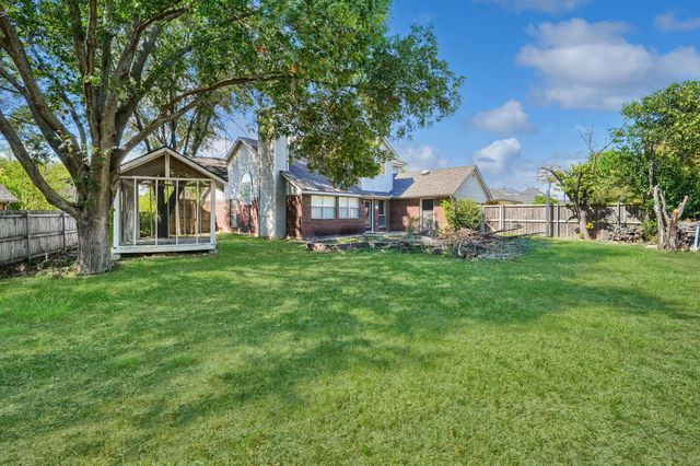 5806 Beacon Drive, Rowlett, TX 75089