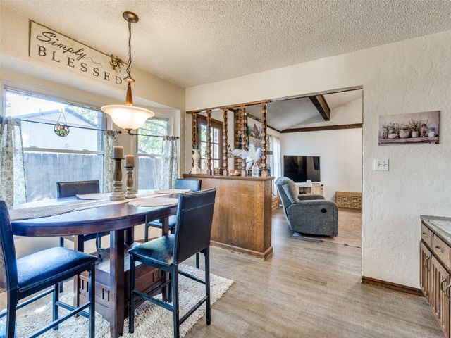 326 Spruce Court, Sand Springs, OK 74063