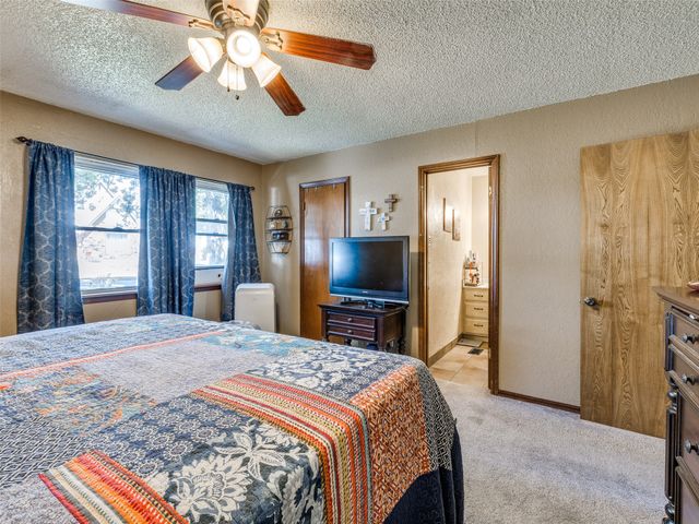 326 Spruce Court, Sand Springs, OK 74063