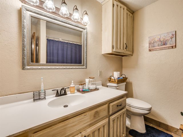 326 Spruce Court, Sand Springs, OK 74063