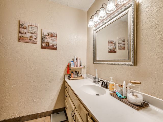326 Spruce Court, Sand Springs, OK 74063