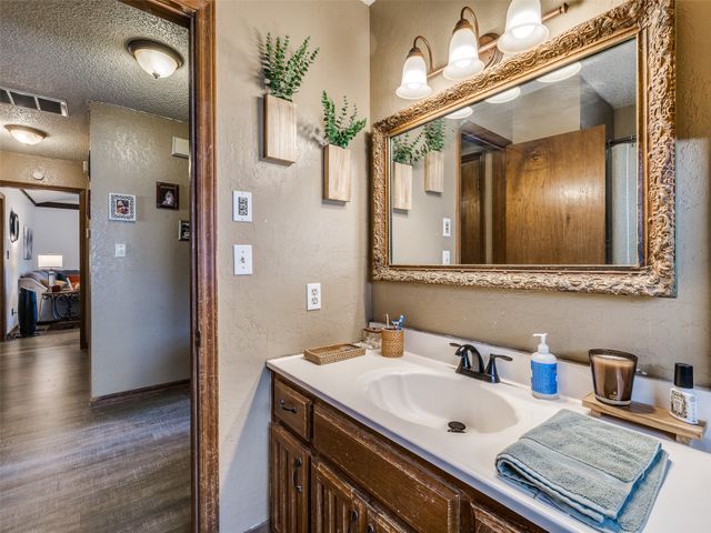 326 Spruce Court, Sand Springs, OK 74063