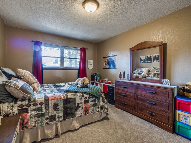 326 Spruce Court, Sand Springs, OK 74063