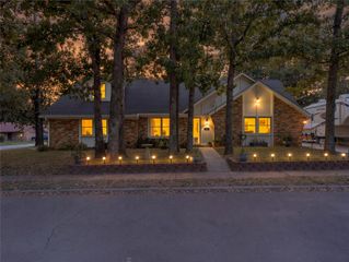 326 Spruce Court, Sand Springs, OK 74063