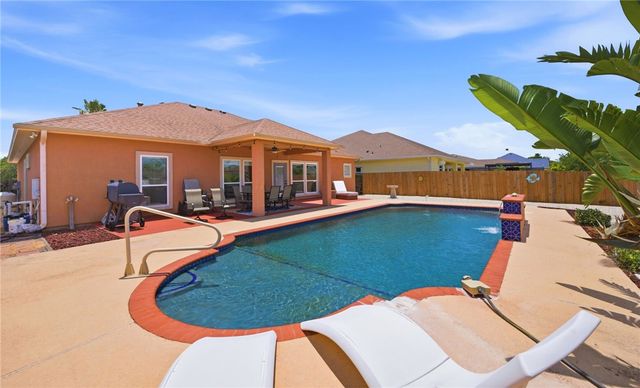 13838 Captain Kidd Dr, Corpus Christi, TX 78418