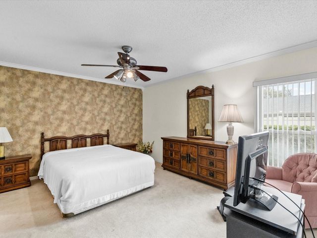 10671 ANDREW LANE, Seminole, FL 33777