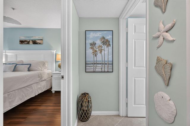 236 Village Boulevard 1202, Tequesta, FL 33469