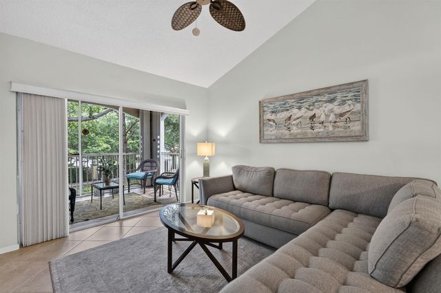 236 Village Boulevard 1202, Tequesta, FL 33469