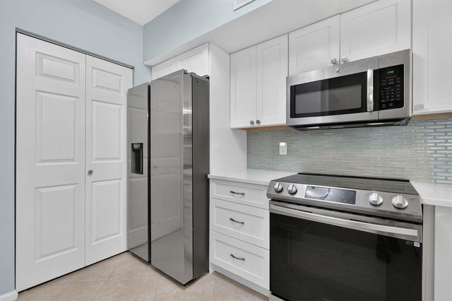 236 Village Boulevard 1202, Tequesta, FL 33469