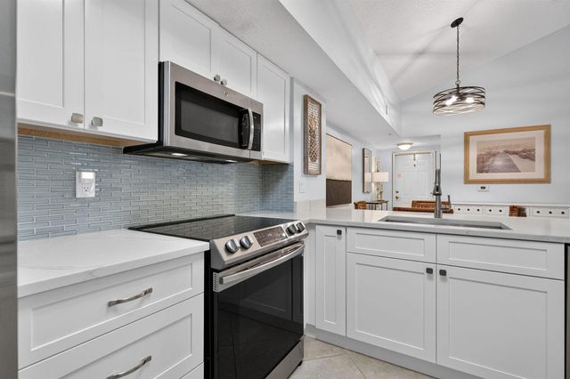 236 Village Boulevard 1202, Tequesta, FL 33469