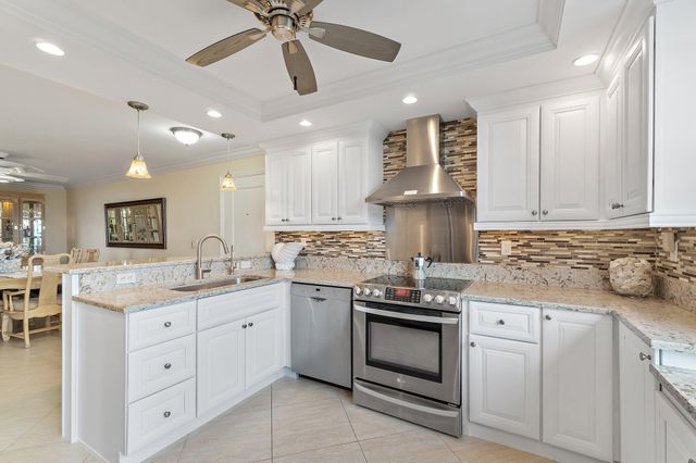 911 Ocean Drive 506, Juno Beach, FL 33408