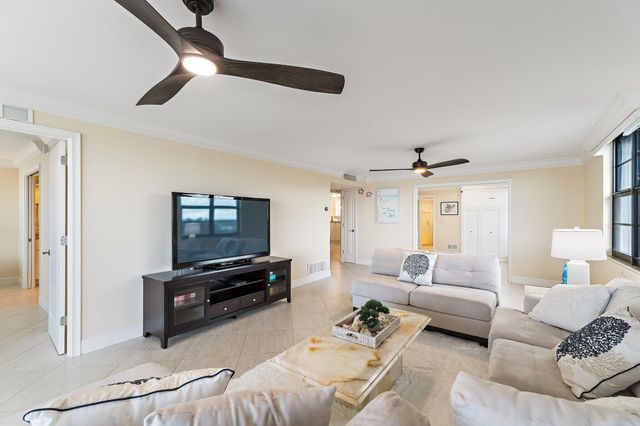 911 Ocean Drive 506, Juno Beach, FL 33408