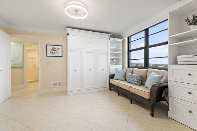 911 Ocean Drive 506, Juno Beach, FL 33408