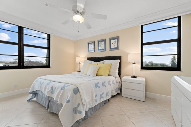 911 Ocean Drive 506, Juno Beach, FL 33408