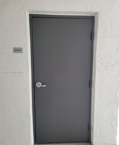 14140 SW 84th St 301-H, Miami, FL 33183