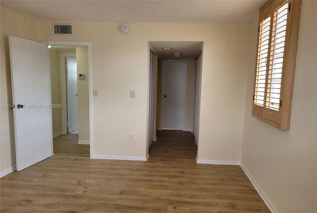 14140 SW 84th St 301-H, Miami, FL 33183