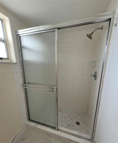 14140 SW 84th St 301-H, Miami, FL 33183