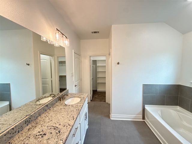 704 Hardaway Drive, Greenville, TX 75402