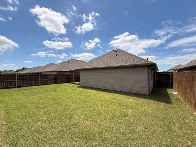 704 Hardaway Drive, Greenville, TX 75402