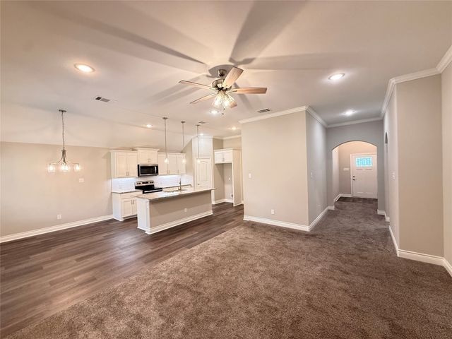 704 Hardaway Drive, Greenville, TX 75402
