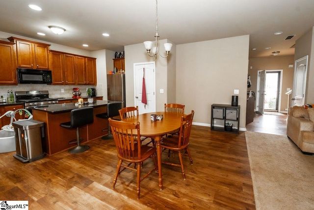 220 Dellwood Drive, Spartanburg, SC 29301