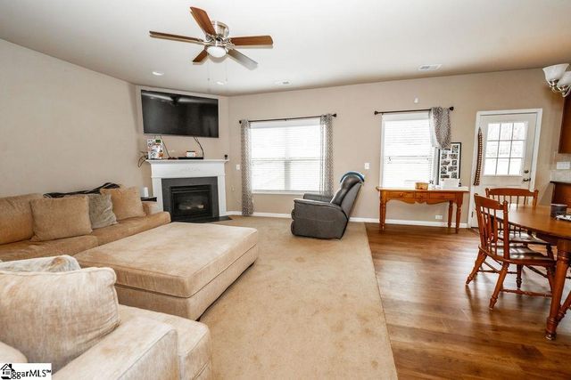 220 Dellwood Drive, Spartanburg, SC 29301