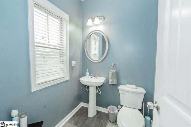 220 Dellwood Drive, Spartanburg, SC 29301