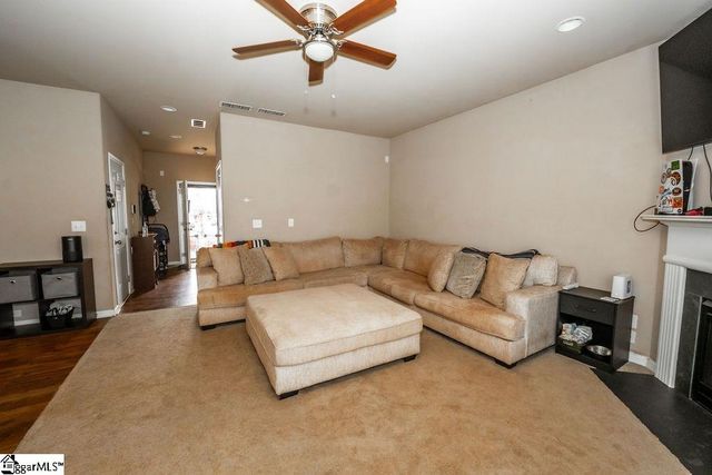 220 Dellwood Drive, Spartanburg, SC 29301