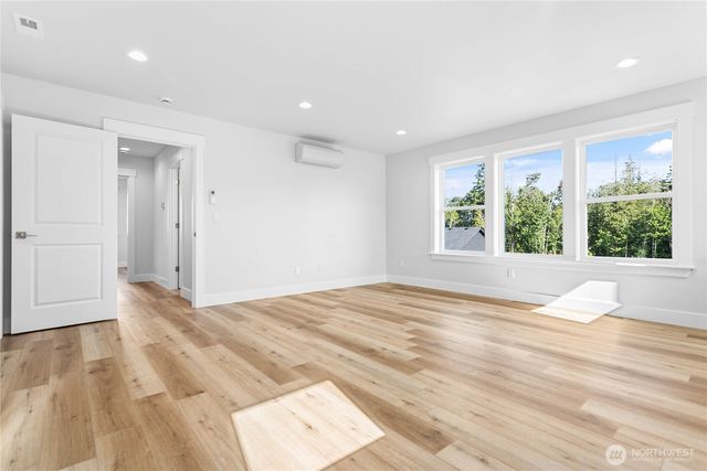 2832 Hazelwood Drive, Blaine, WA 98230