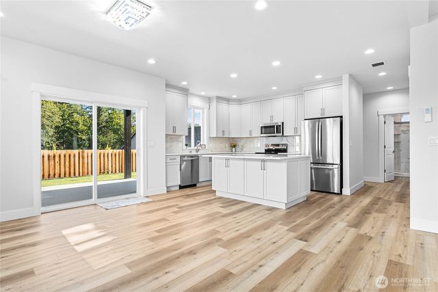 2832 Hazelwood Drive, Blaine, WA 98230