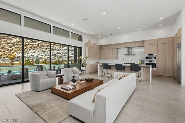 21 Sand Star Lane, Henderson, NV 89011