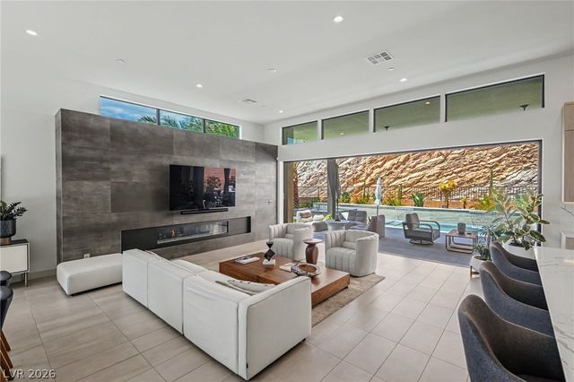 21 Sand Star Lane, Henderson, NV 89011