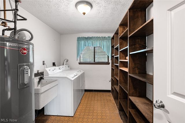 10614 Jones Road, Litchfield, OH 44253