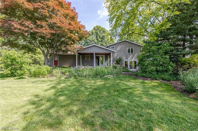 10614 Jones Road, Litchfield, OH 44253