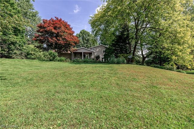10614 Jones Road, Litchfield, OH 44253