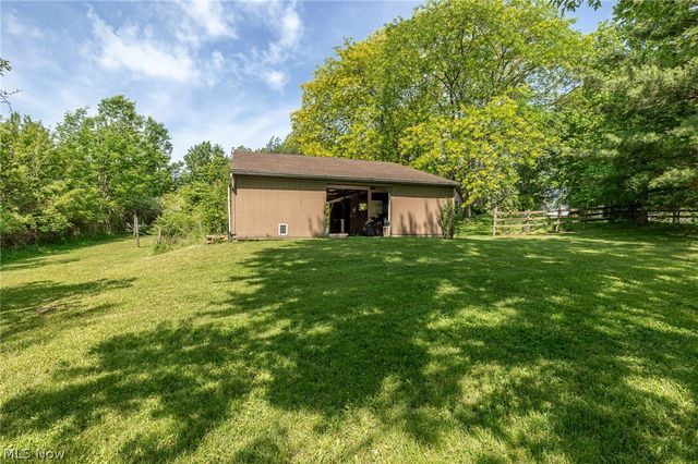 10614 Jones Road, Litchfield, OH 44253