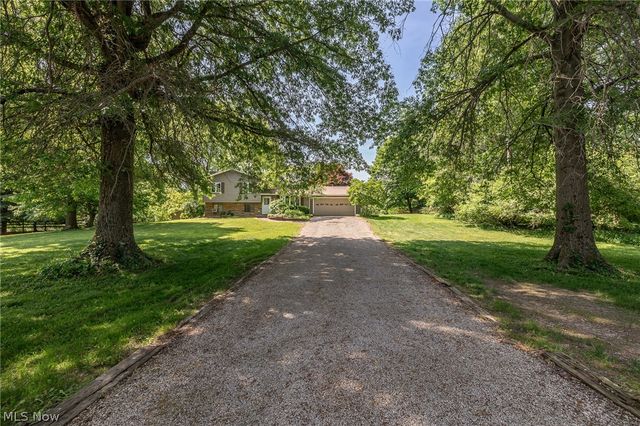 10614 Jones Road, Litchfield, OH 44253