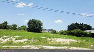 1406 NE 14th AVE, Cape Coral, FL 33909