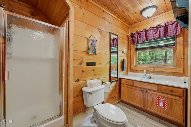 1605 Silver Poplar Lane, Sevierville, TN 37876