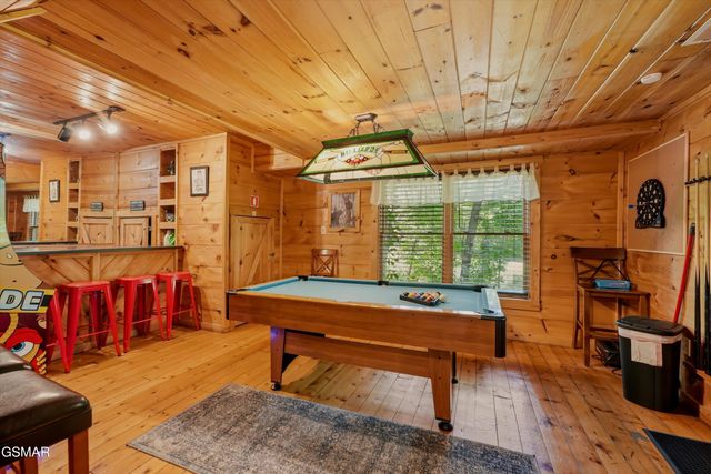 1605 Silver Poplar Lane, Sevierville, TN 37876